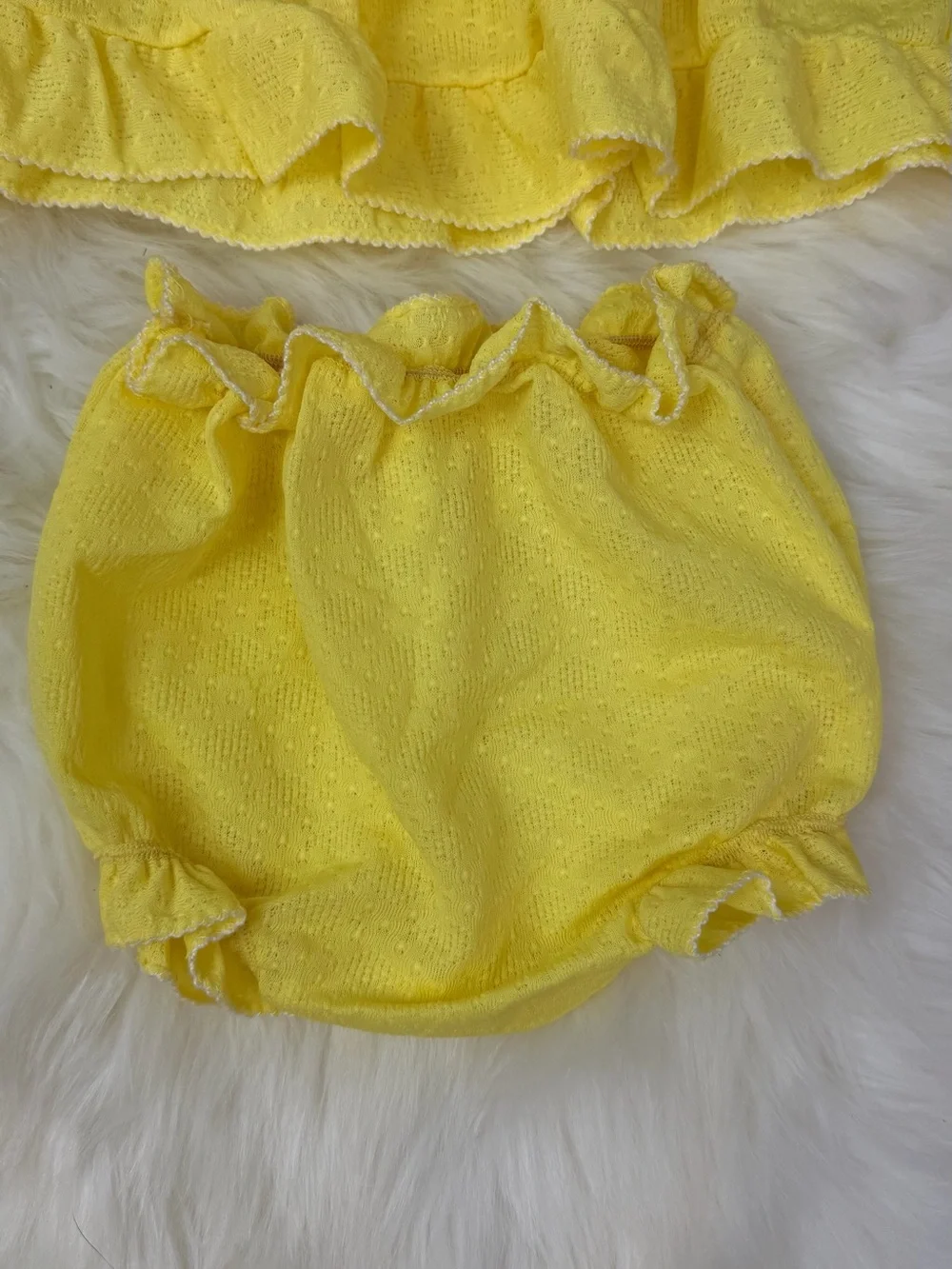 Carters Vintage 90s Yellow Eyelet Floral Embroidered Baby Outfit Size 6 Months